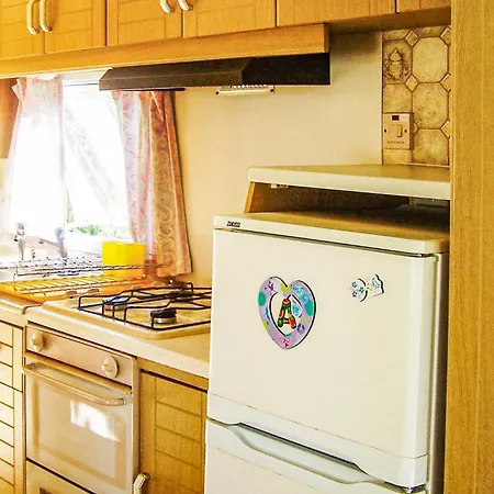 2 Bedroom Stacaravan In Ujście-Darłowskie