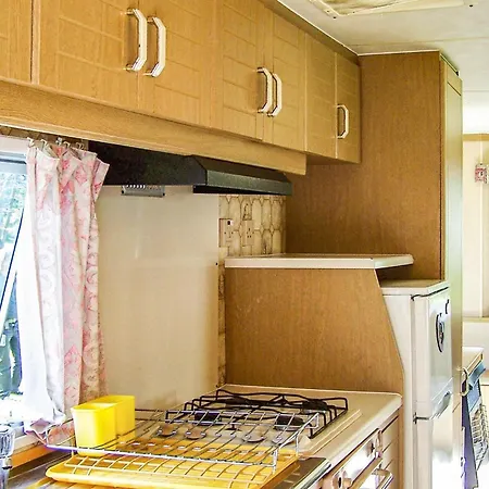营地 2 Bedroom Stacaravan In 2*