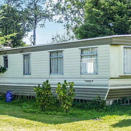 2 Bedroom Stacaravan In